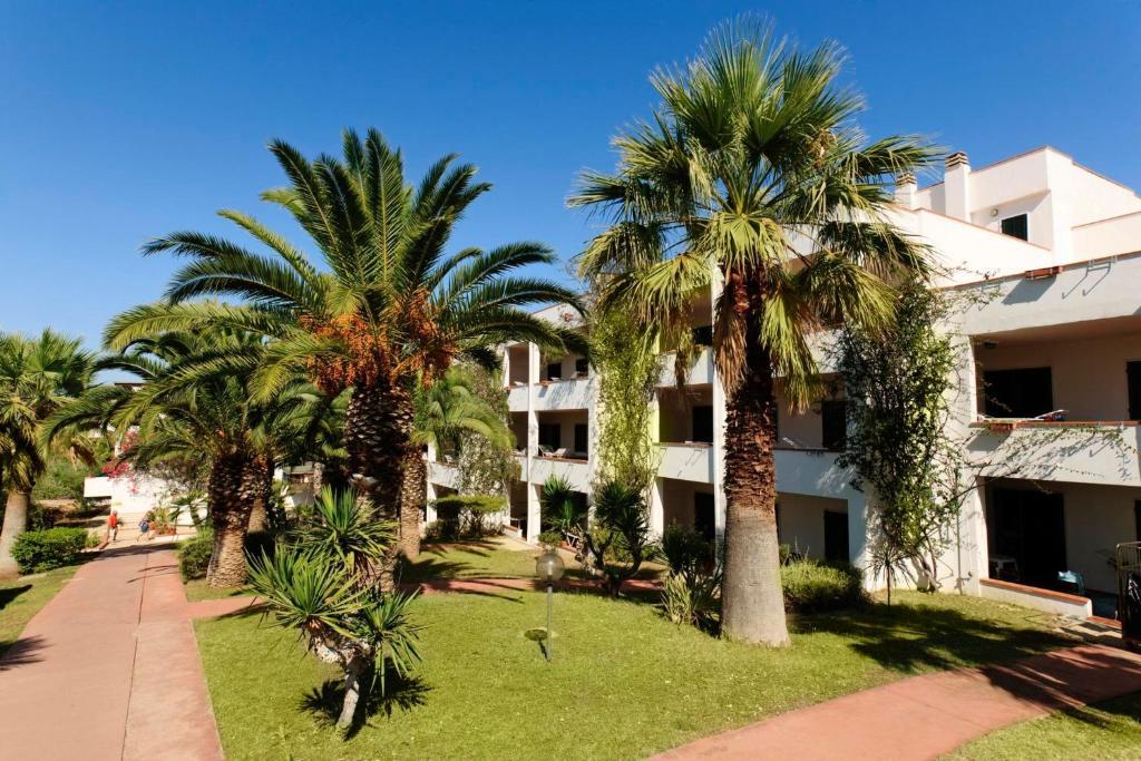 Hotel Villaggio Costa Ripa Роди-Гарганико Экстерьер фото